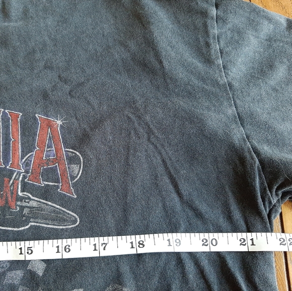 5/$25  Motorcycle graphic t-shirt - Picture 7 of 7